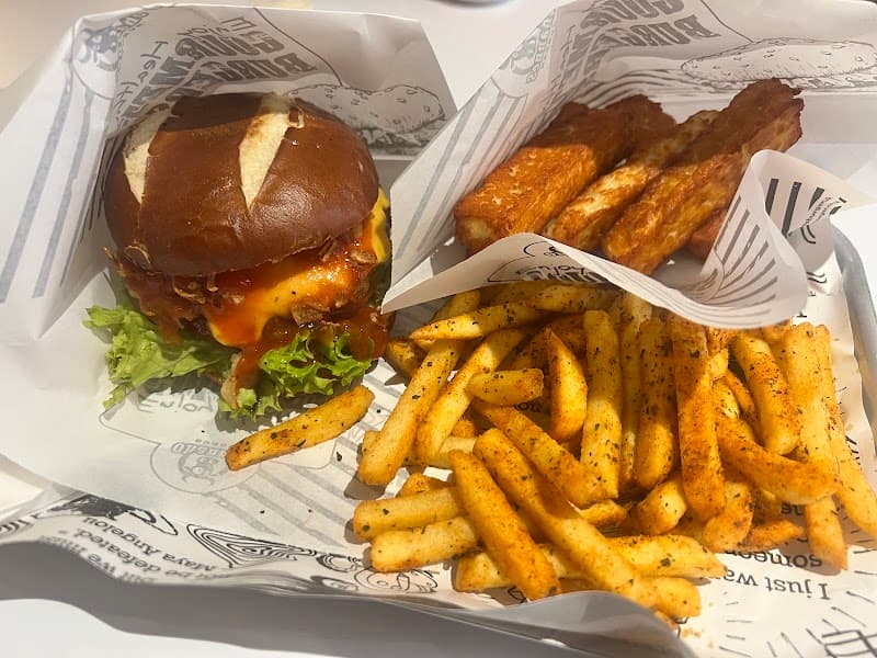 Ohannes Burger Smithdown Road