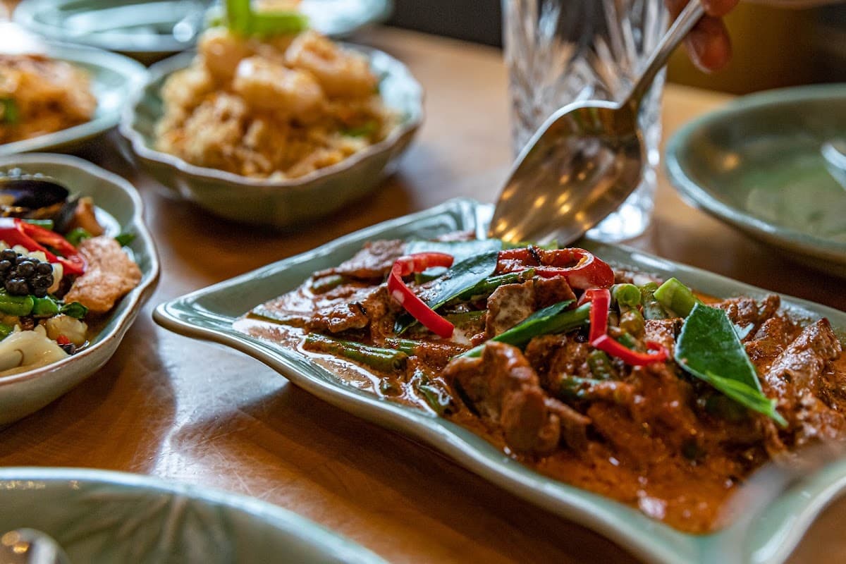 Doi Intanon, Thai Restaurant