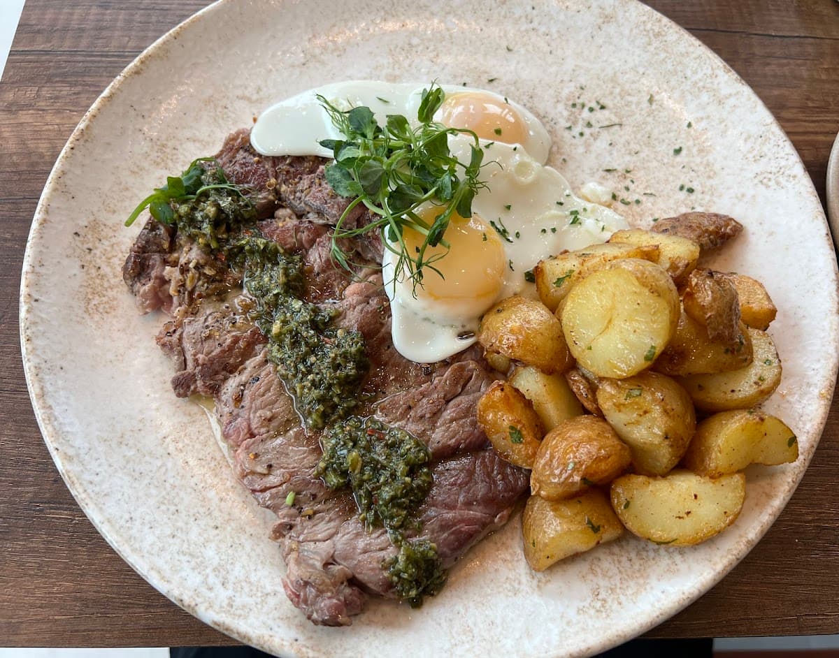 Lekker Cafe