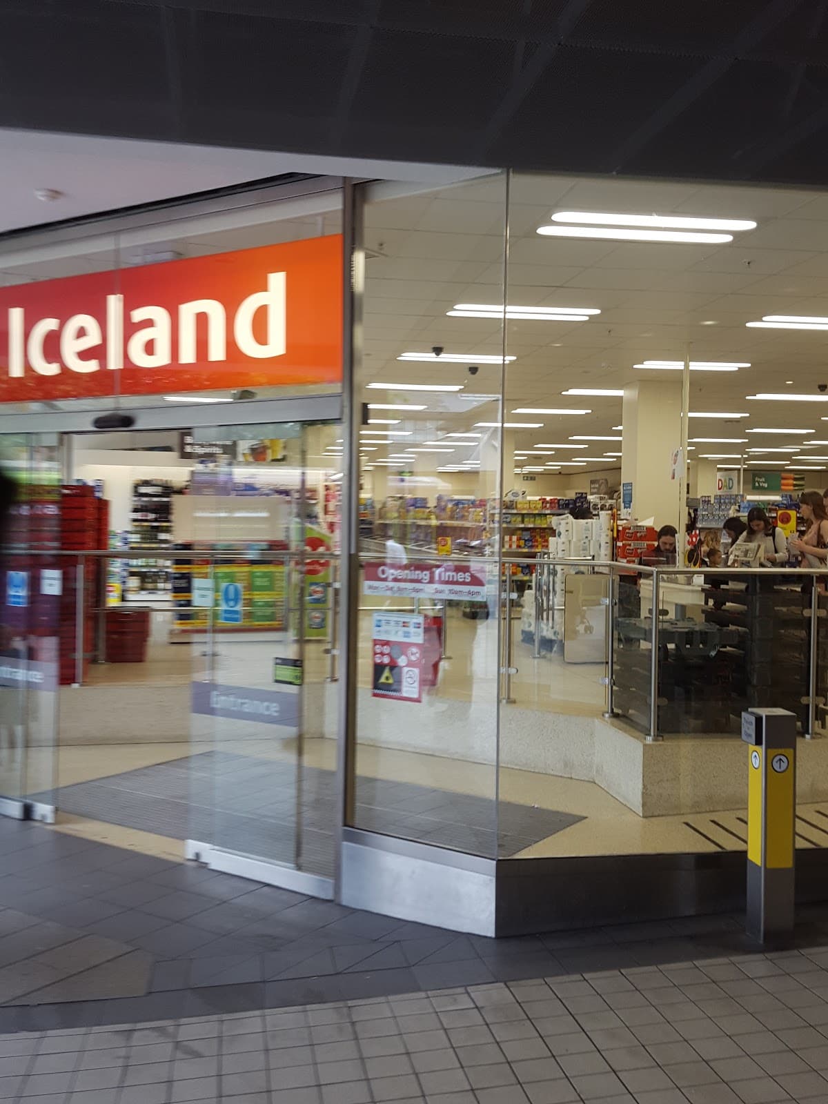 Iceland Supermarket Sailmakers