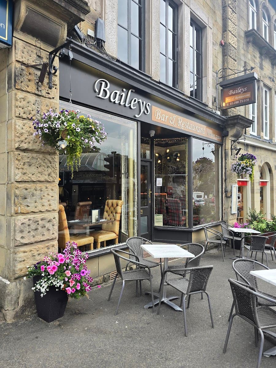 Baileys Bar & Restaurant