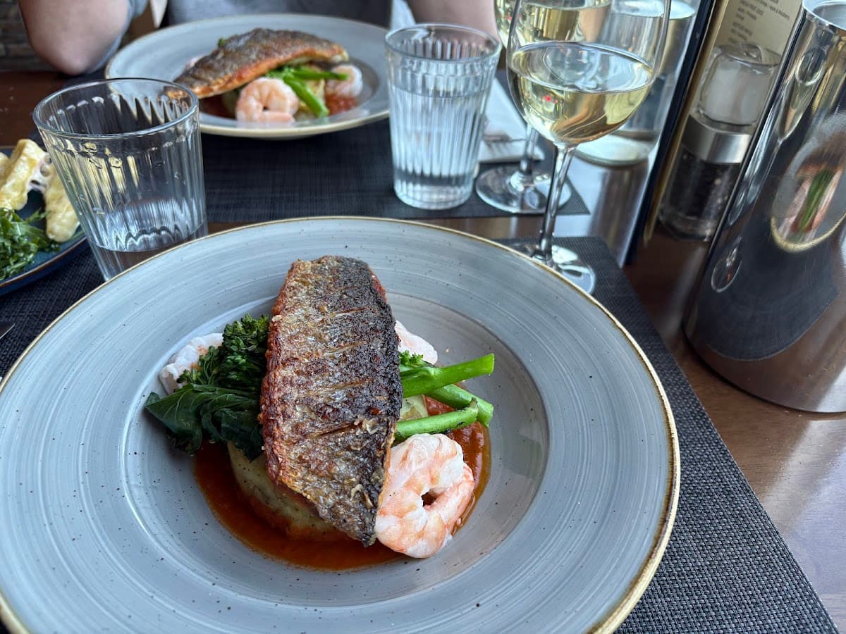 Baileys Bar & Restaurant