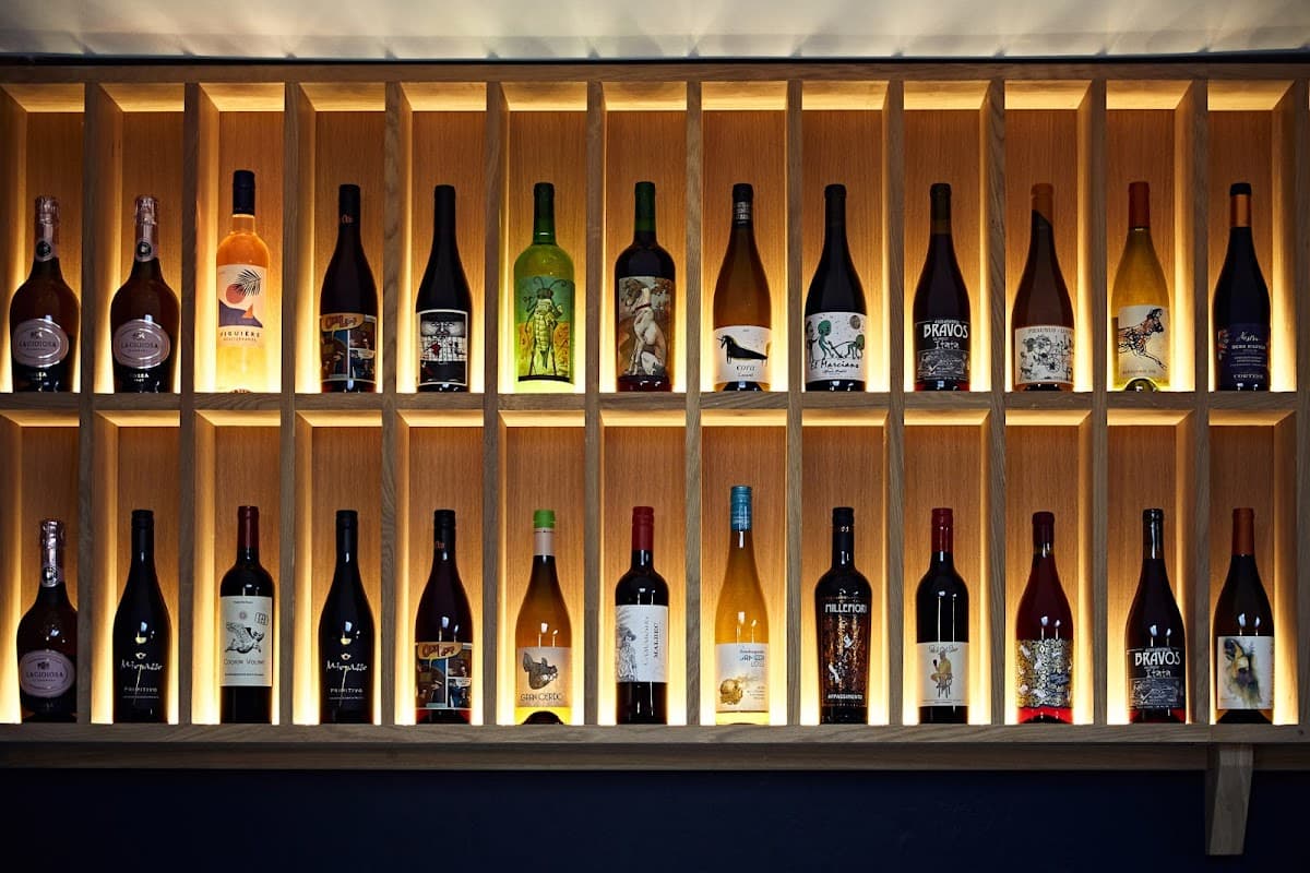 22 Yards Restaurant & Wine Bar