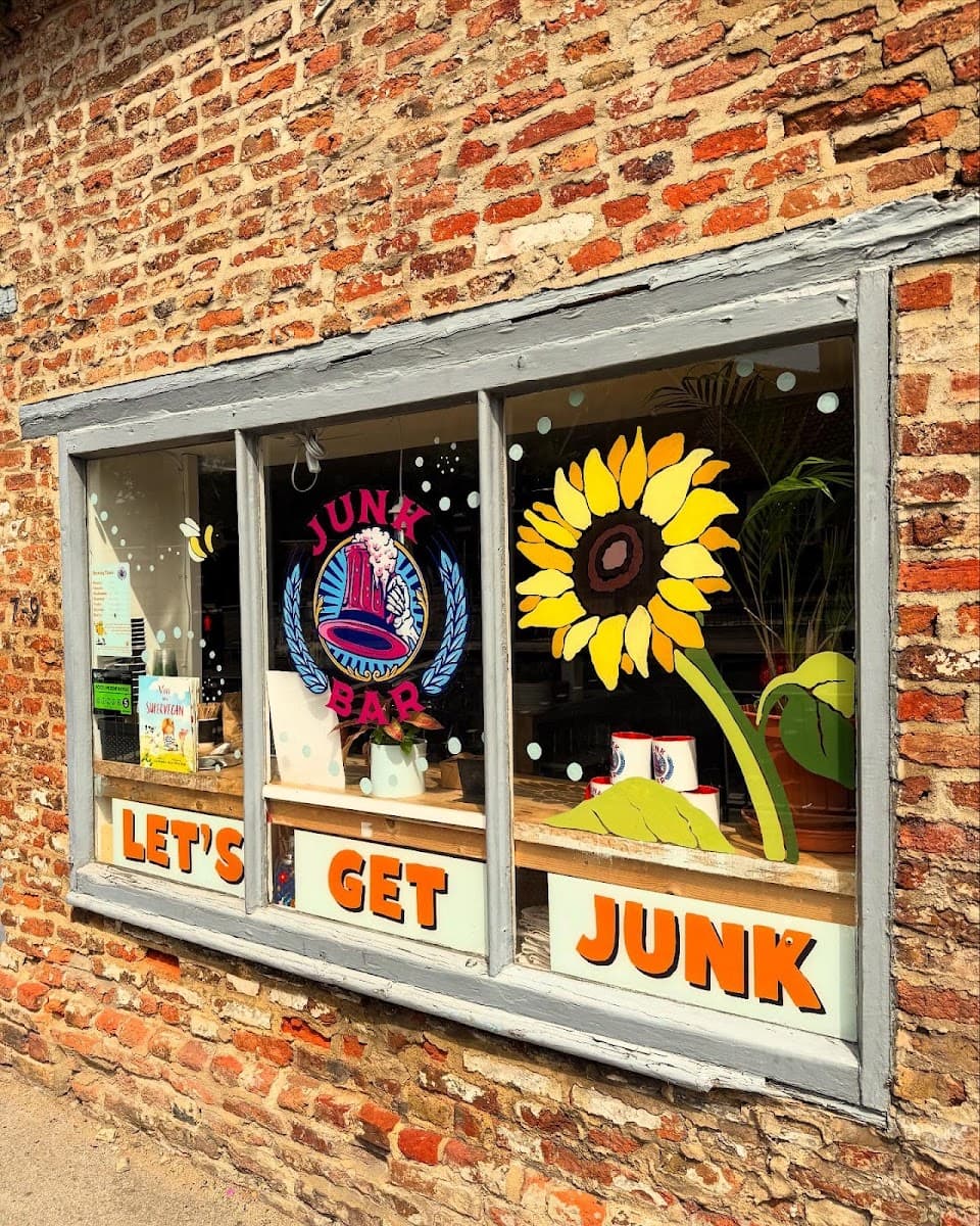 Junk Soul Smothered Bar & Kitchen