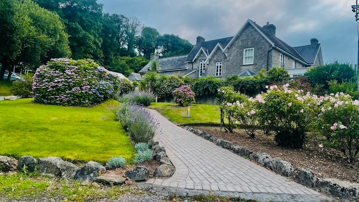 Trefloyne Manor