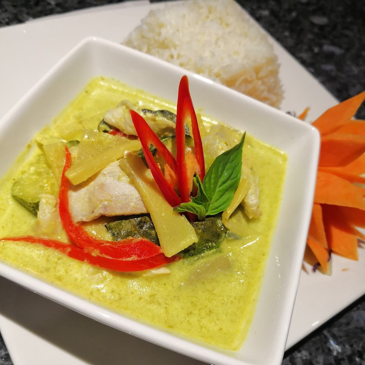 TJ Thai & Japanese Restaurant