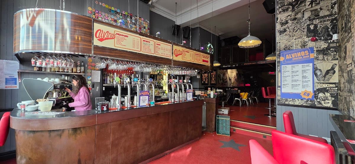 Alvinos Bar