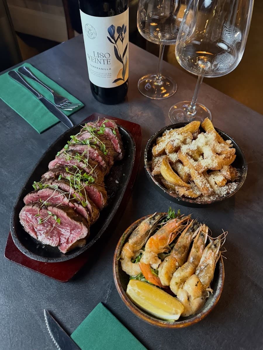 Bar & Tender