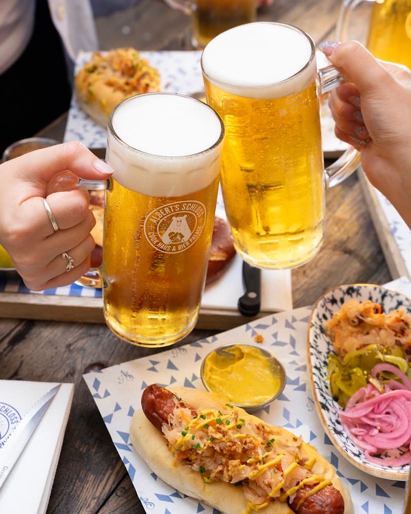 Albert's Schloss - Manchester