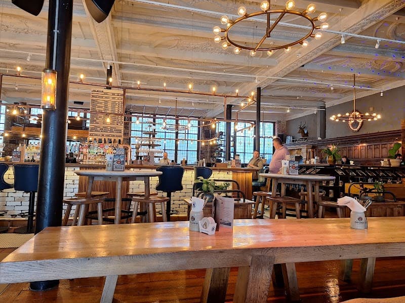 Albert's Schloss - Manchester