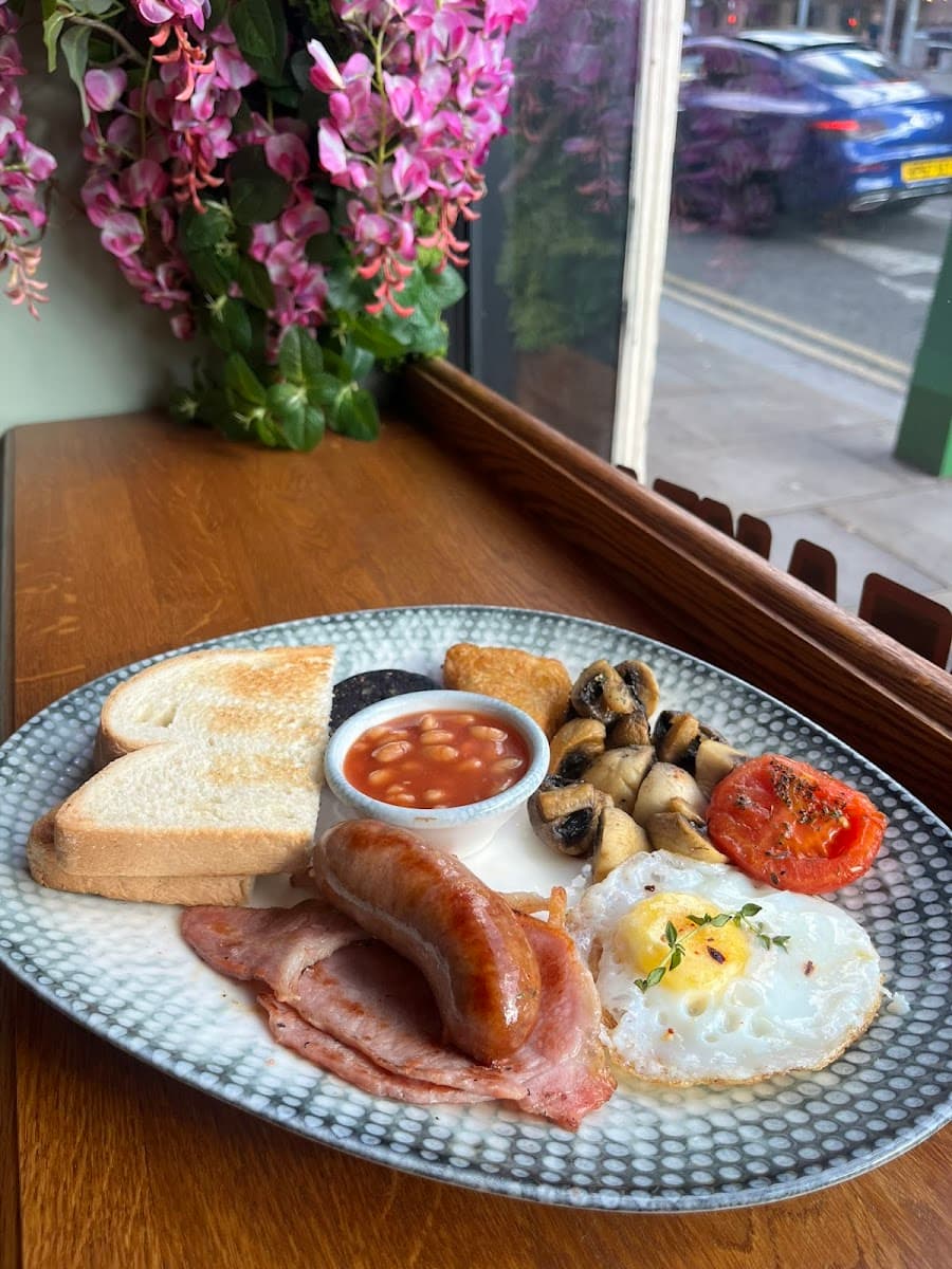 Camelia Cafe & Restaurant