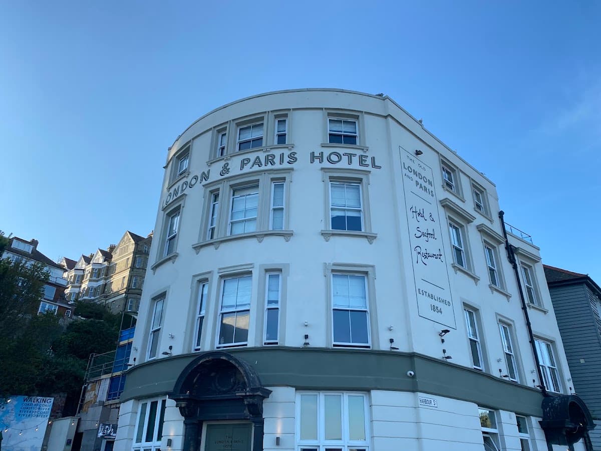 The London and Paris Hotel