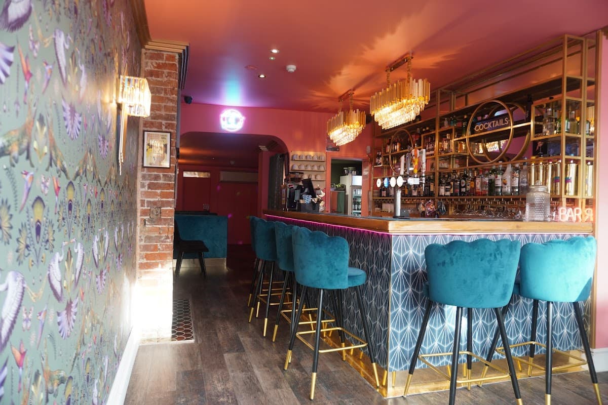 Bobby's Lounge