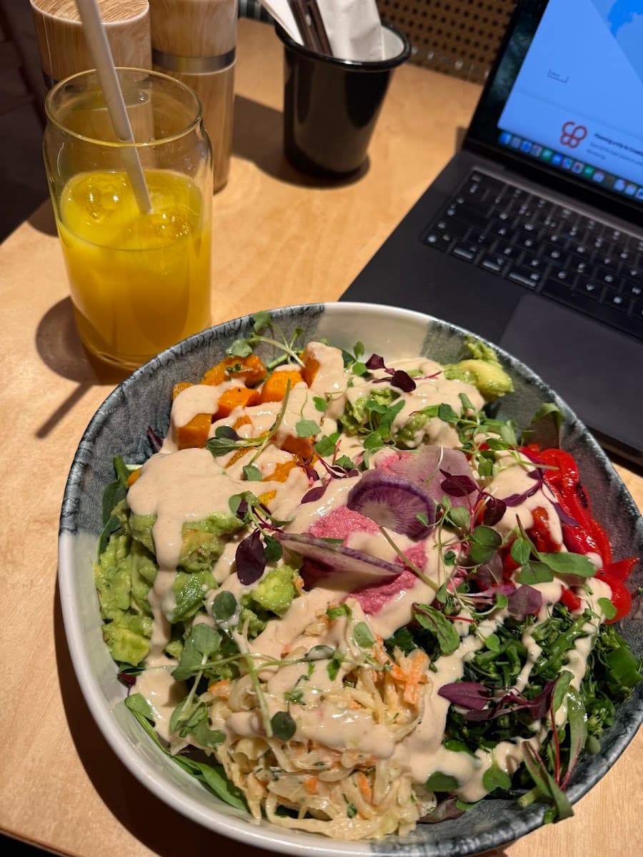 BOBO & WILD - Wanstead "Coffee, Brunch & Smokehouse"