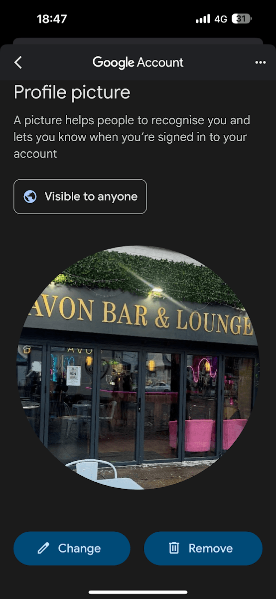 The Avon Lounge