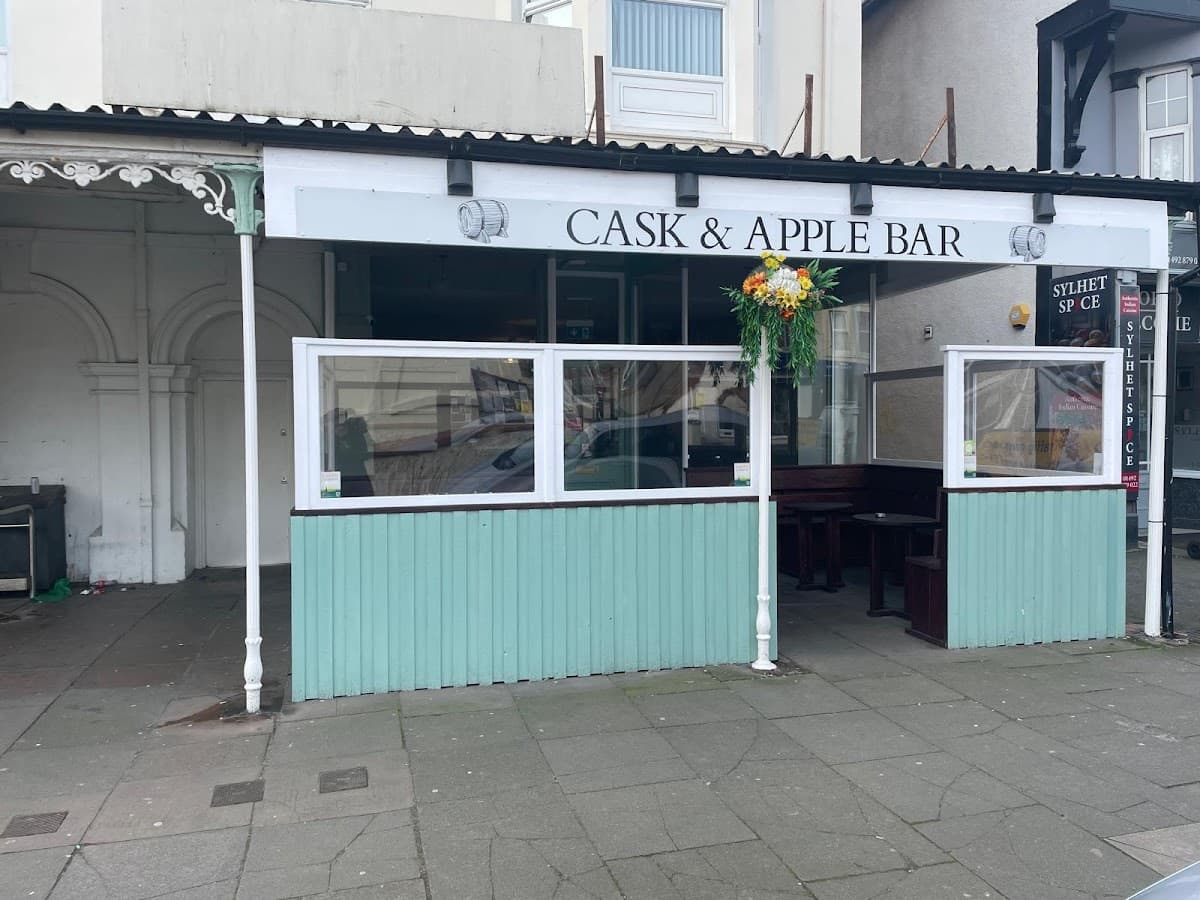 Cask and Apple