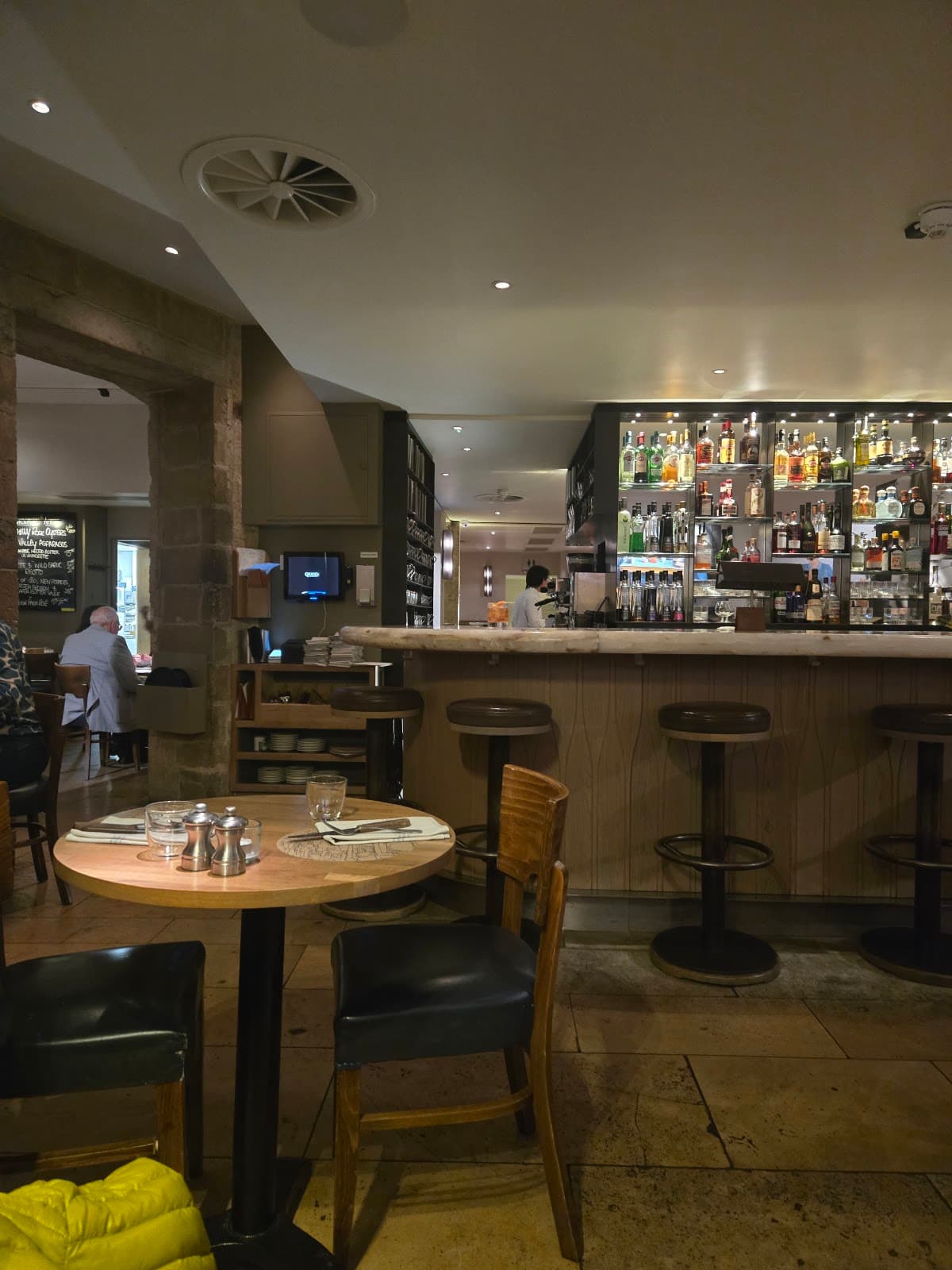 Quod Restaurant & Bar