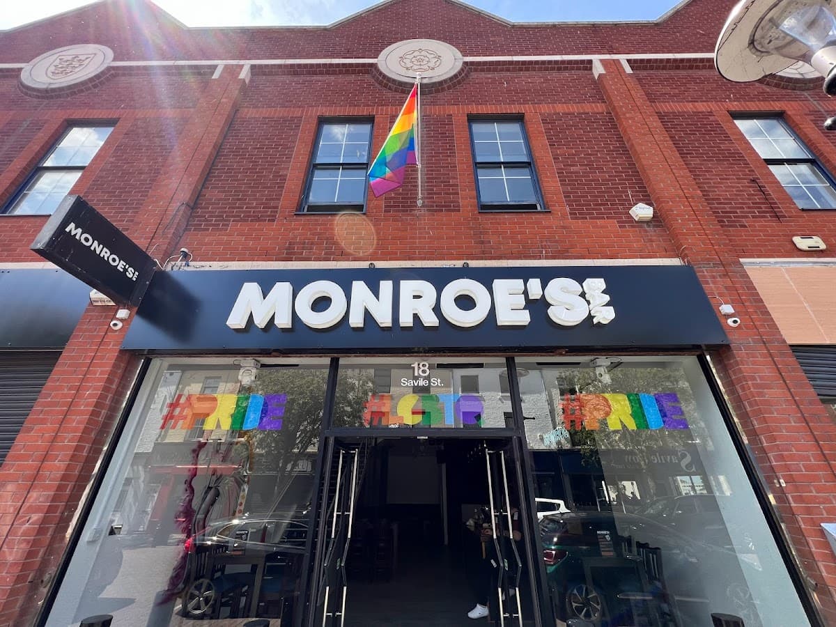 Monroe's Bar