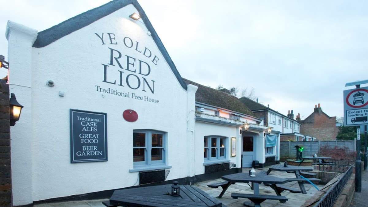 Ye Olde Red Lion