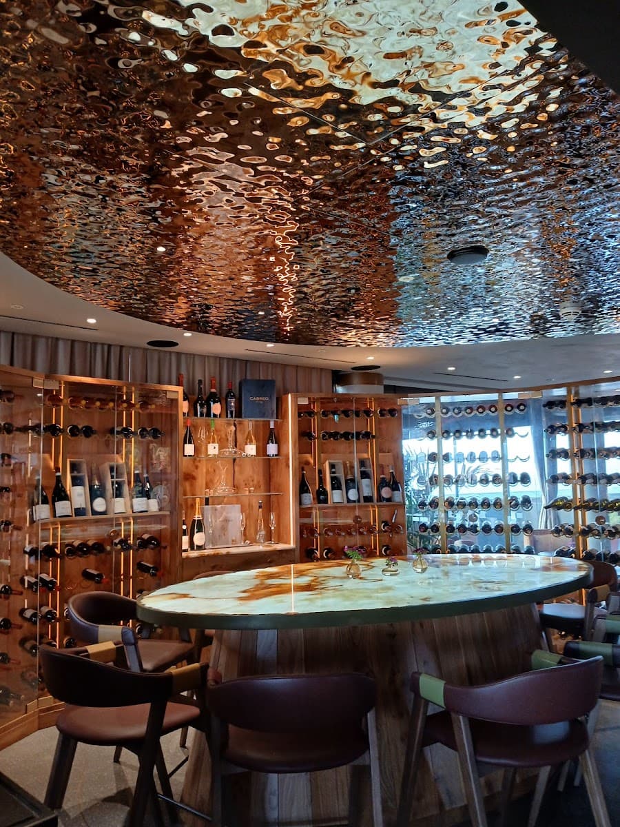 W Lounge