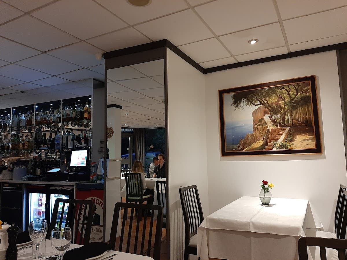 La Foglia - Italian Restaurant