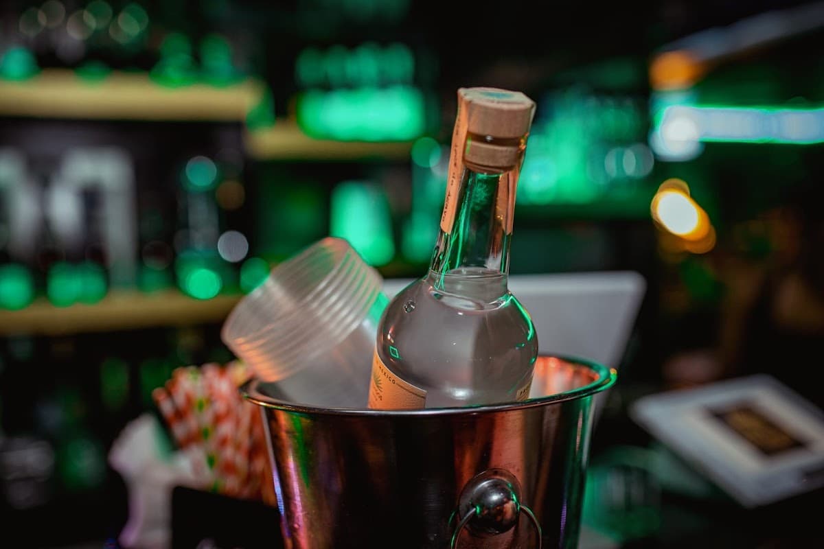 Deuce Lounge