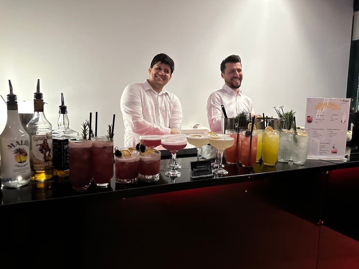 Mixologist Express - Pop Up Bar & Mixologist Hire London