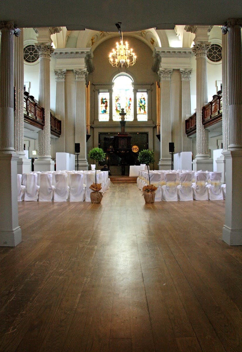 St Andrew's in the Square
