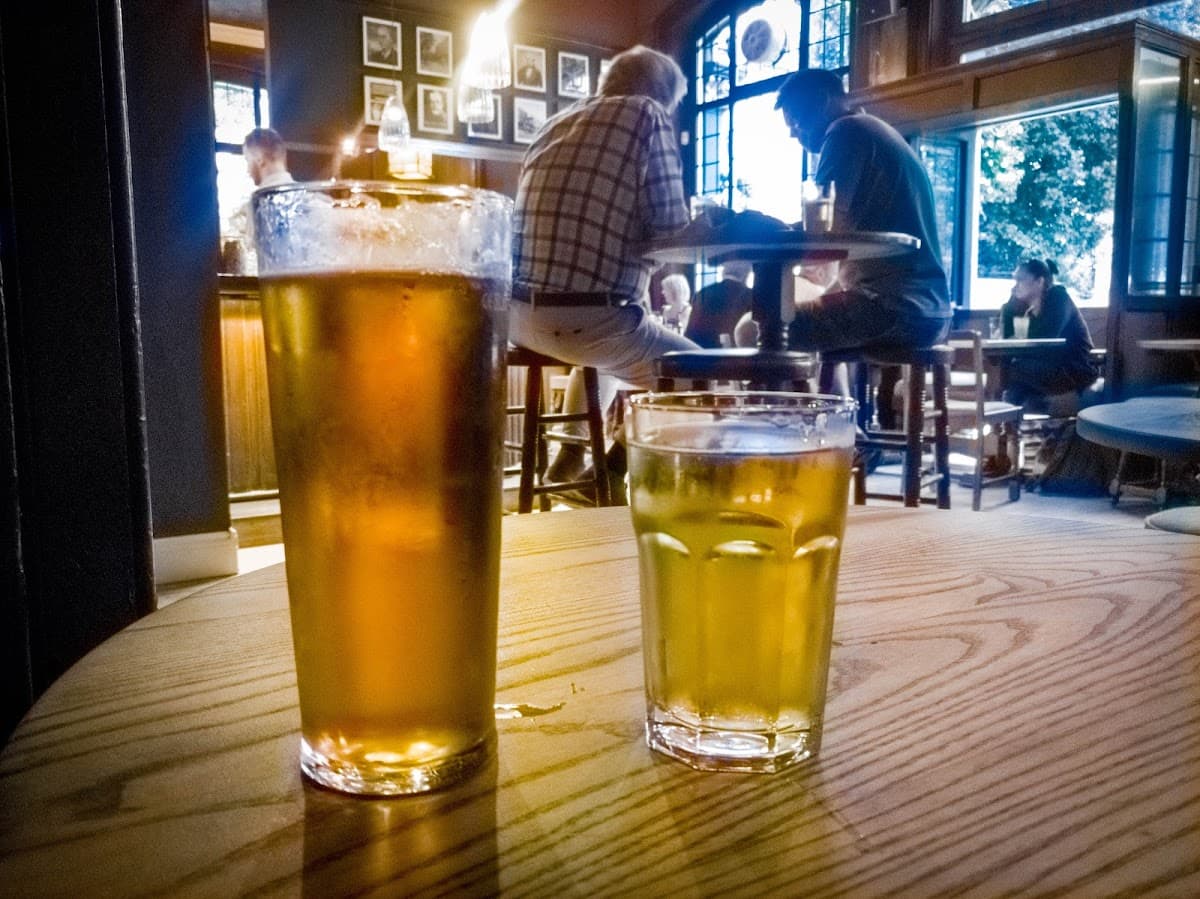 Sir Richard Steele Pub