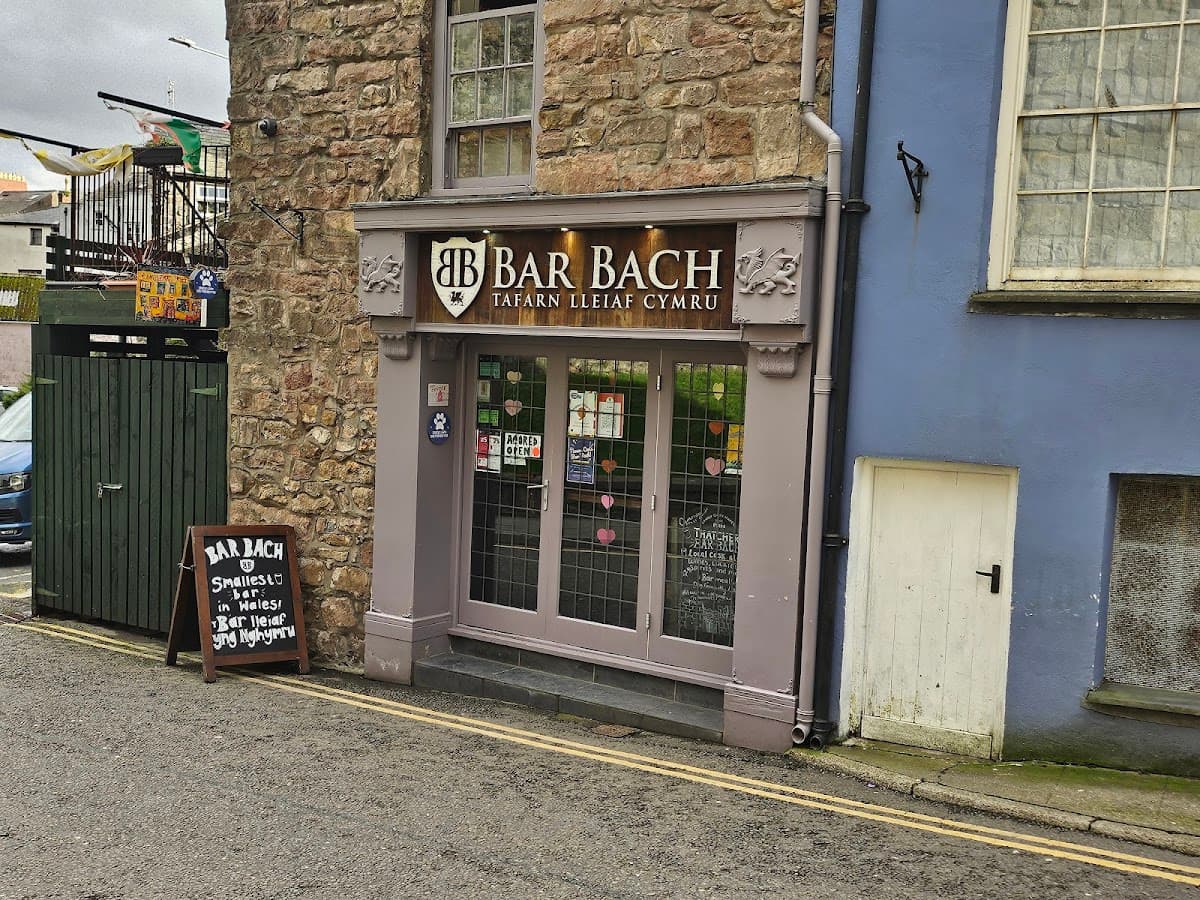 Bar Bach