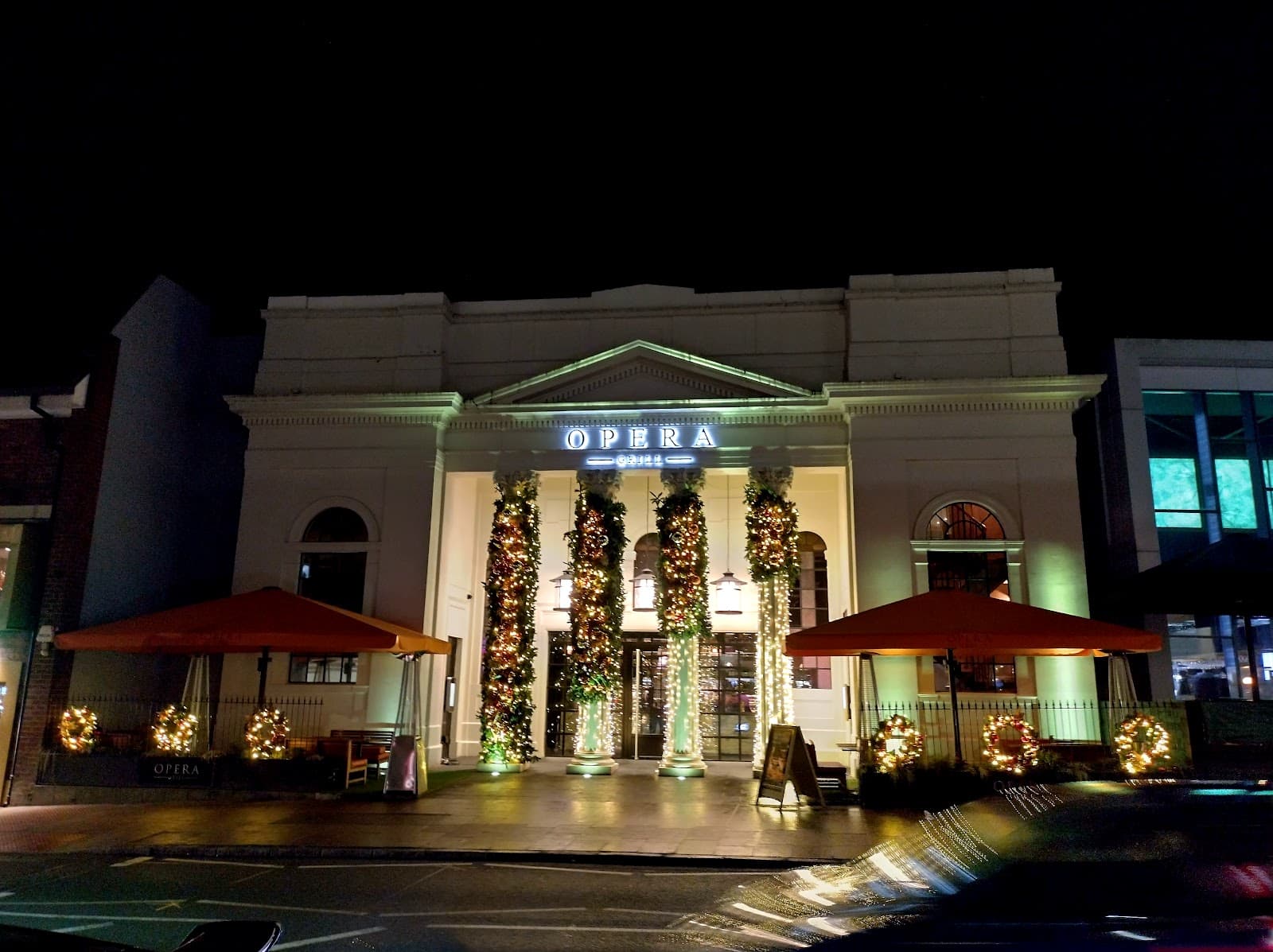 Opera Restaurant Bar & Grill