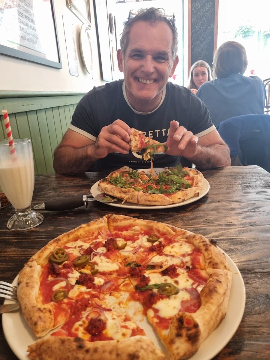 Rio Pizzeria