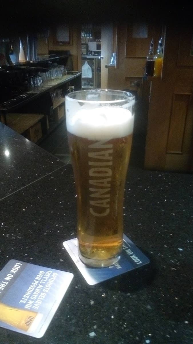 Crescent Bar