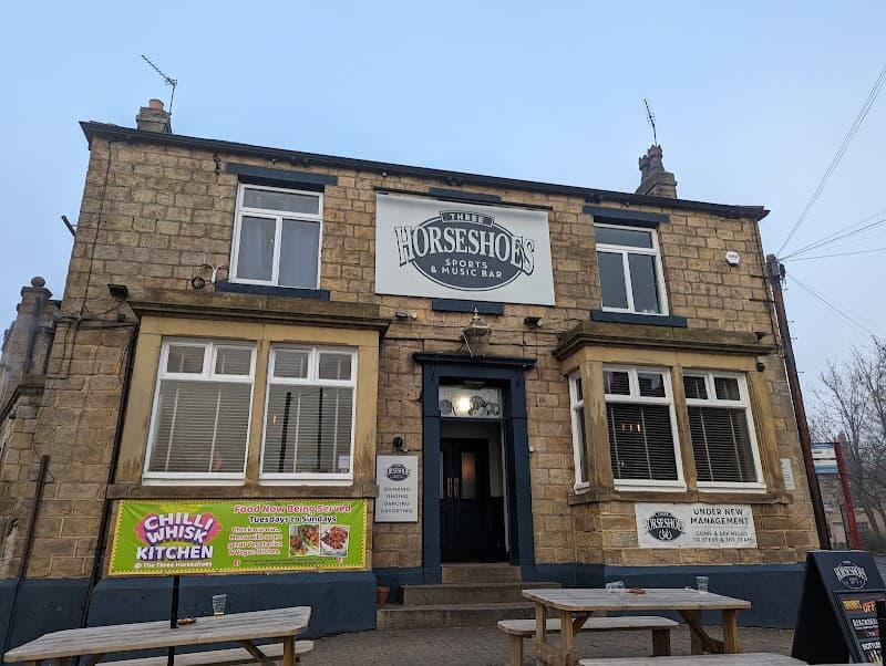 Three Horseshoes - Sports & Music Bar