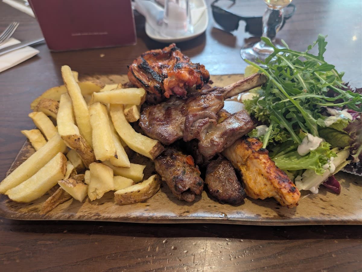 Zest Bar & Grill