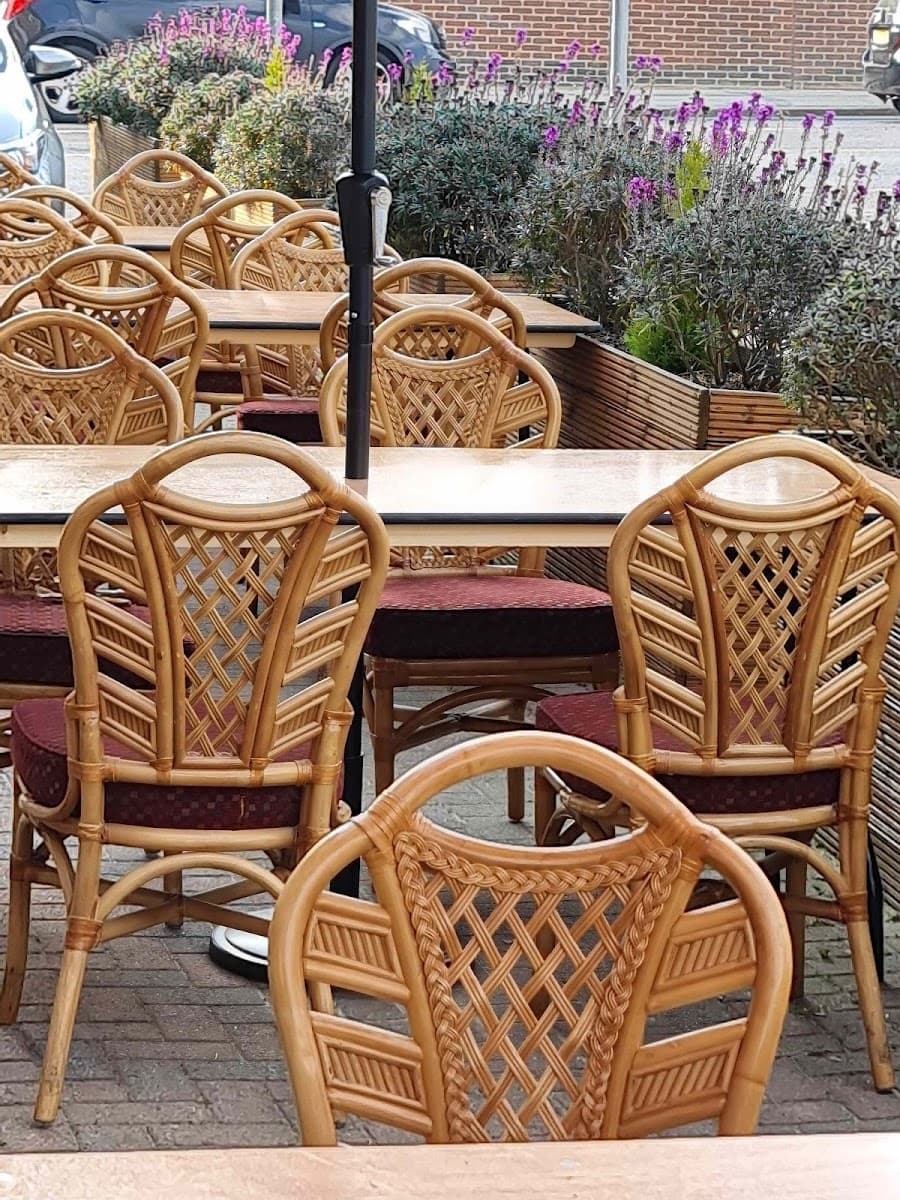 Everest Inn Ashford