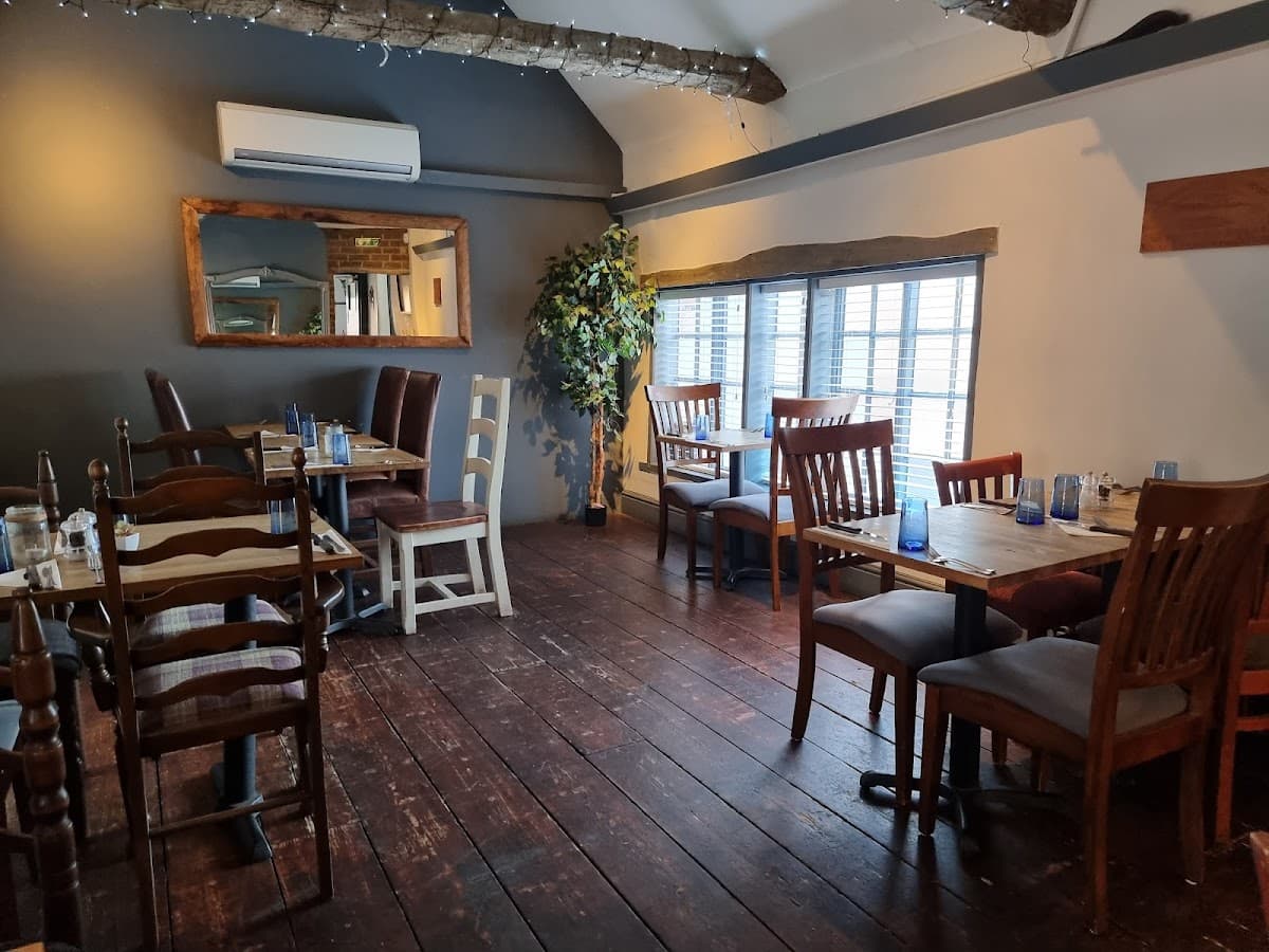 The Artisan Bar and Grill