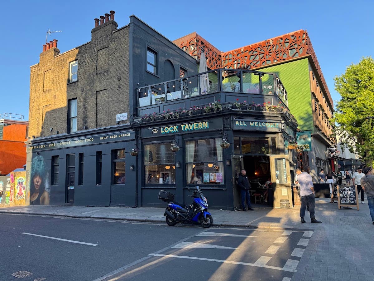 Lock Tavern
