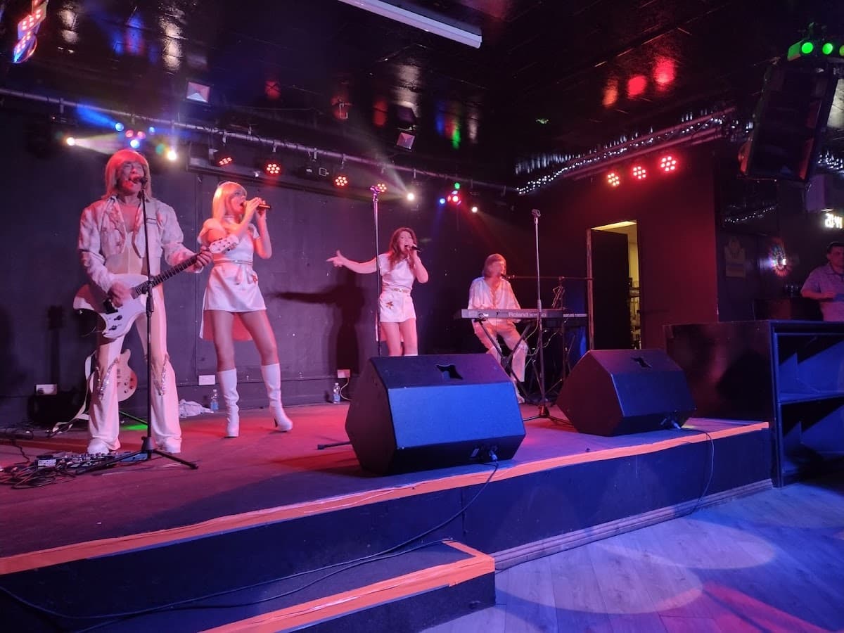 Jollees Cabaret Venue