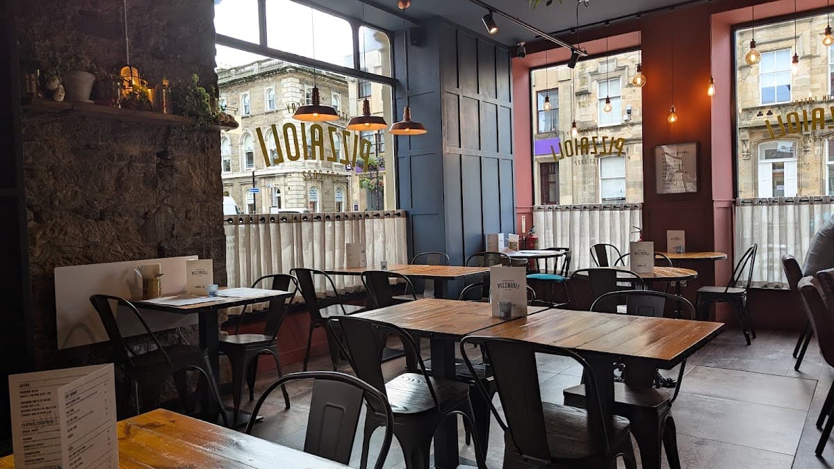 Pizzaioli Italian eatery