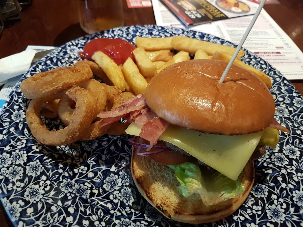 The Richmal Crompton - JD Wetherspoon