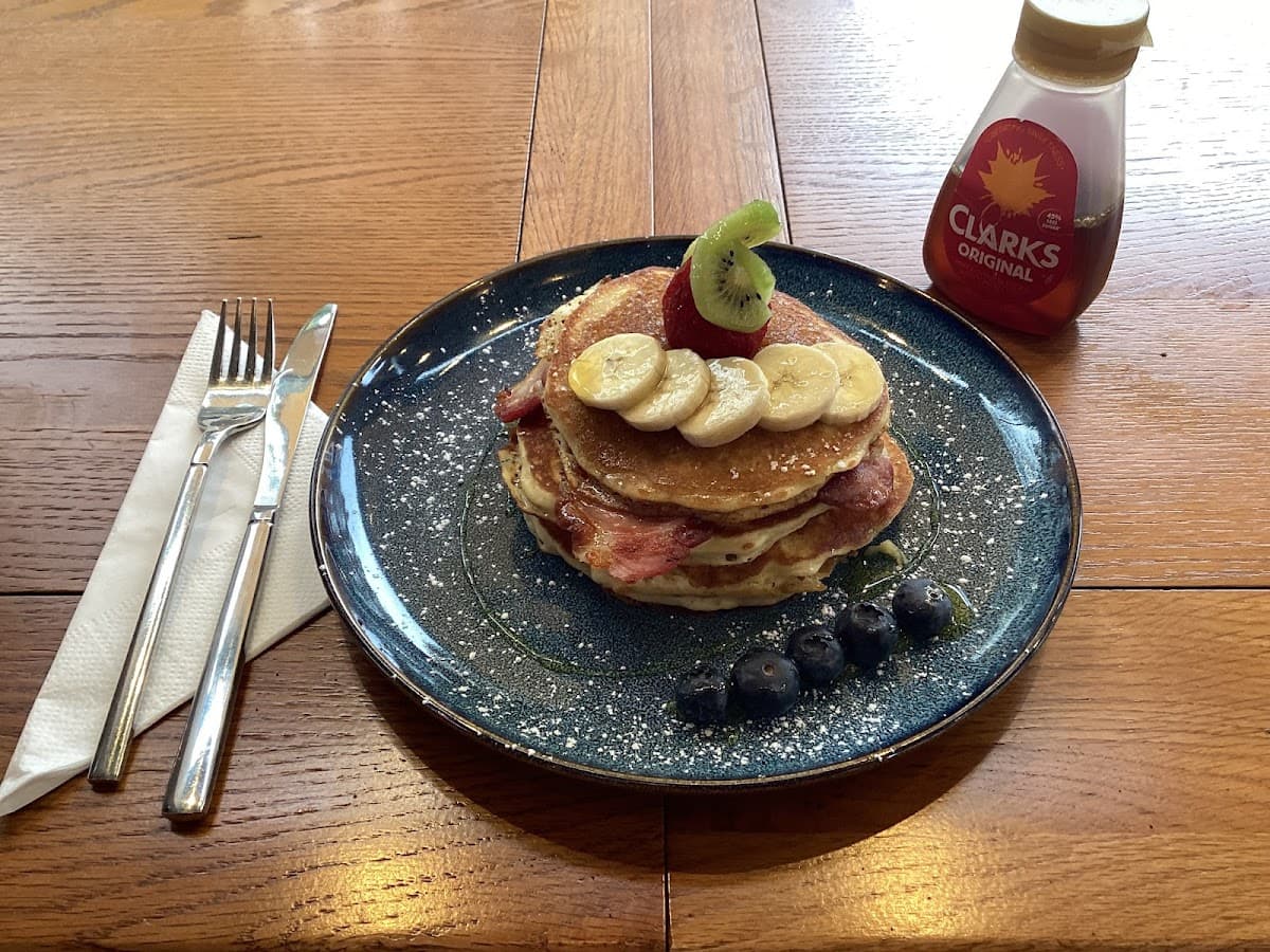 Cafe Nova Bistro