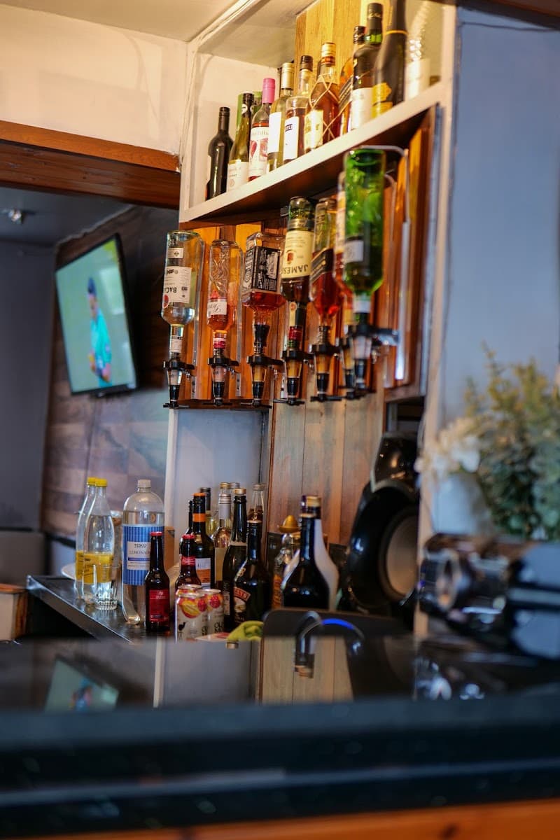 SILVER FOX BAR & GRILL
