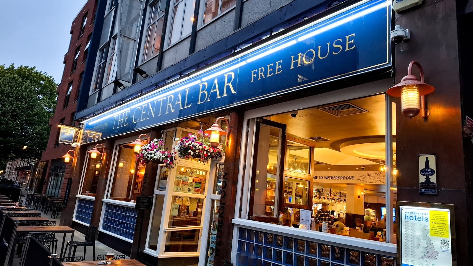 The Central Bar - JD Wetherspoon