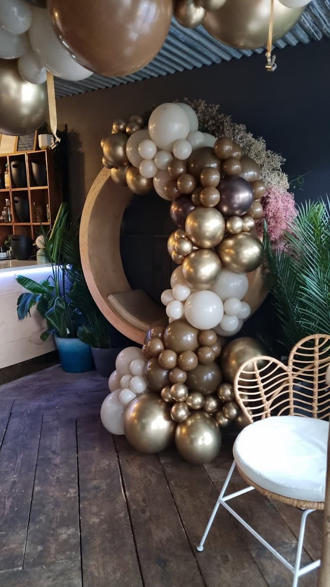Maya Lounge Bar