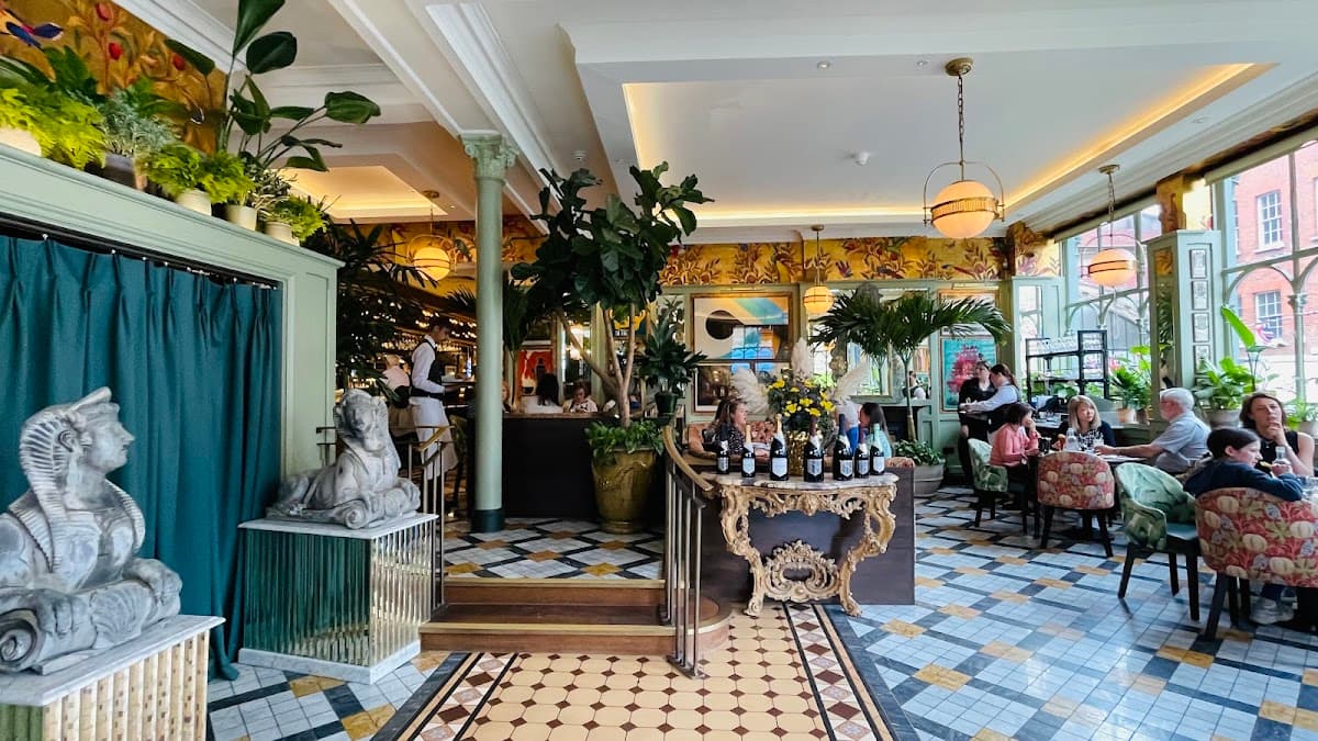 The Ivy Windsor