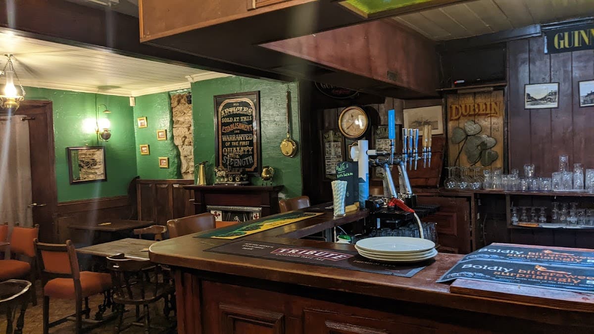 The Racehorse Inn