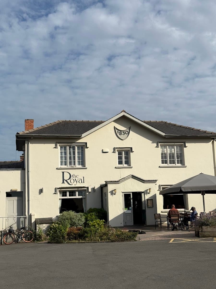 The Royal, Charlton Kings