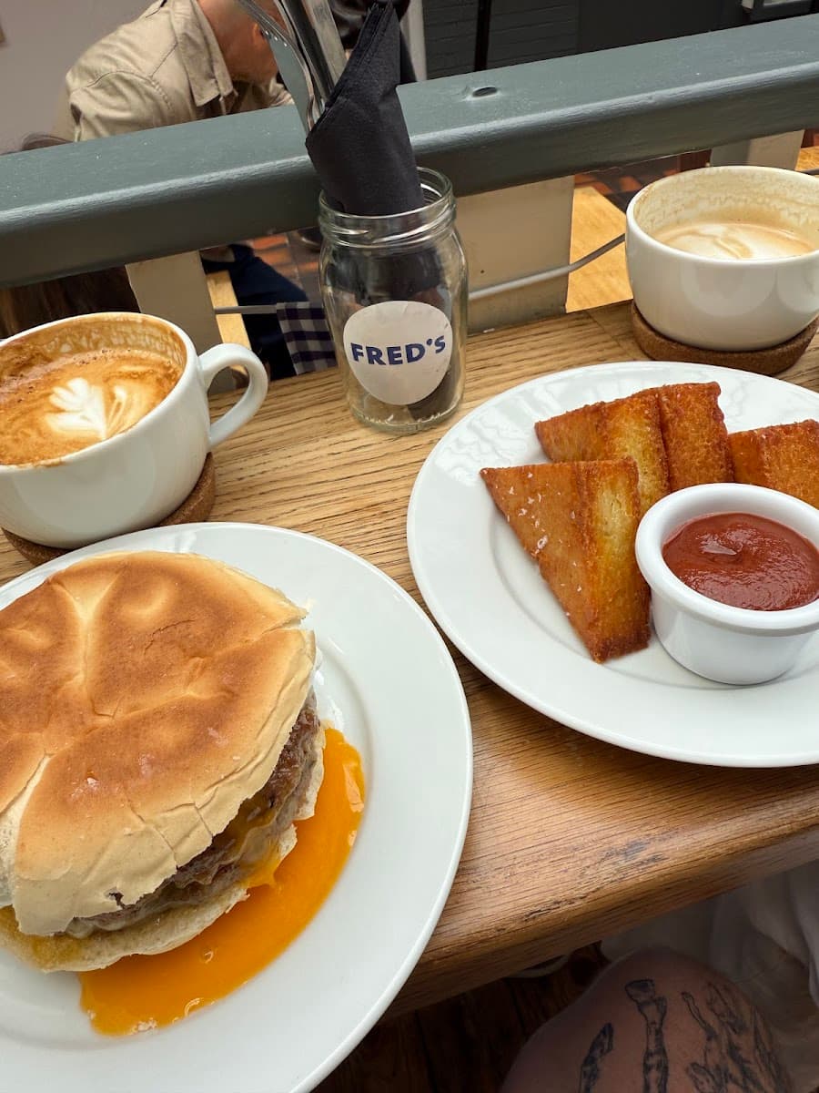 Fred's