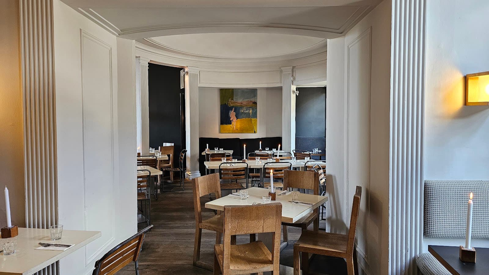 The Outsider Restaurant